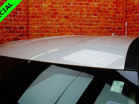 Used 2022 Nissan Rogue SV image 90