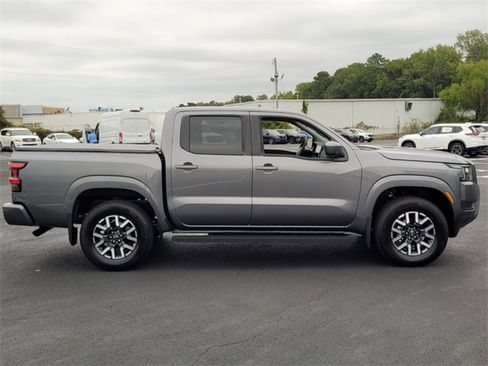 New 2026 Nissan Frontier SV w/ Tow Package image 2