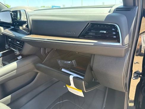 New 2026 Chevrolet Tahoe High Country w/ Sun And Tow Package AWD/4WD image 55
