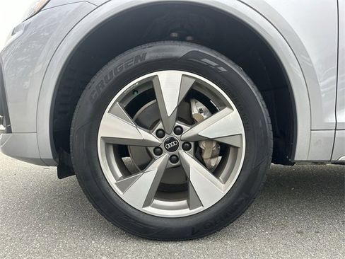 Used 2022 Audi Q5 2.0T Premium Plus w/ Premium Plus Package image 11