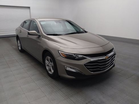 Used 2025 Chevrolet Malibu LT FWD image 13