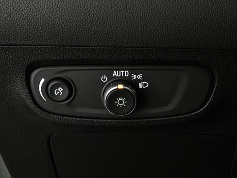 Used 2024 Buick Encore GX Avenir w/ Avenir Technology Package AWD/4WD image 33