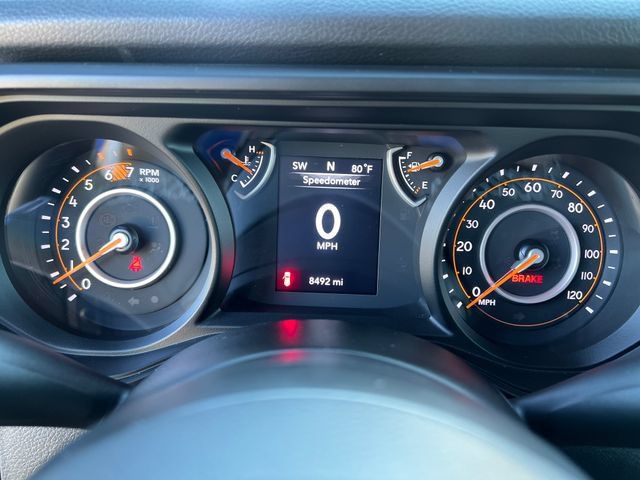 Used 2025 Jeep Wrangler Sport AWD/4WD image 21