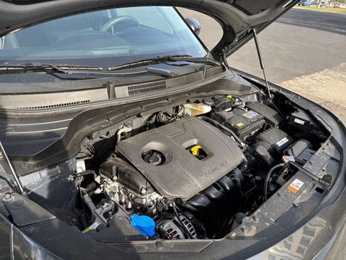 Used 2025 Kia Soul LX w/ LX Technology Package FWD image 27