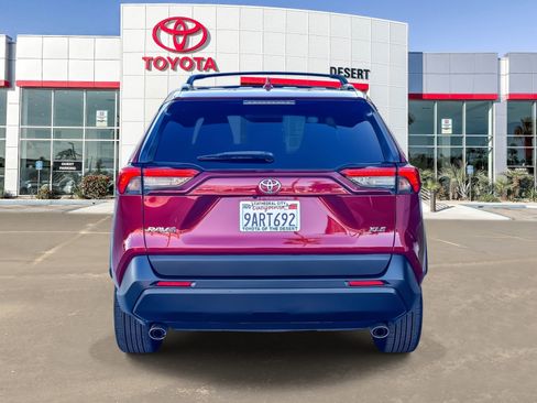 Certified 2020 Toyota RAV4 XLE Premium image 6