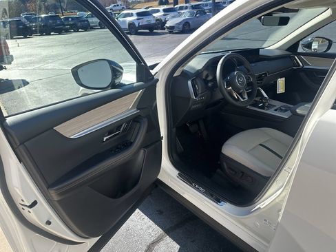 New 2026 MAZDA CX-90 Plug-In Hybrid w/Premium Sport AWD/4WD image 33