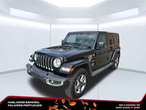Used 2019 Jeep Wrangler Unlimited Sahara w/ Safety Group AWD/4WD image 2