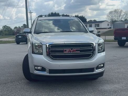 Certified 2020 GMC Yukon SLE w/ Convenience Package image 3