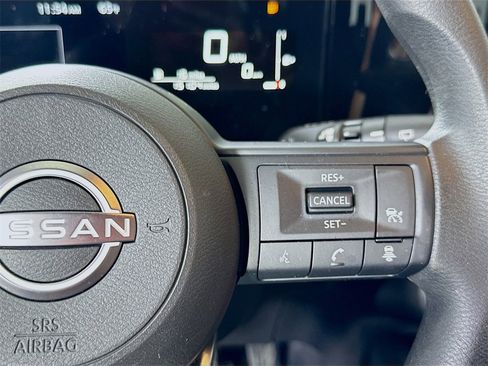 Used 2025 Nissan Kicks S image 23