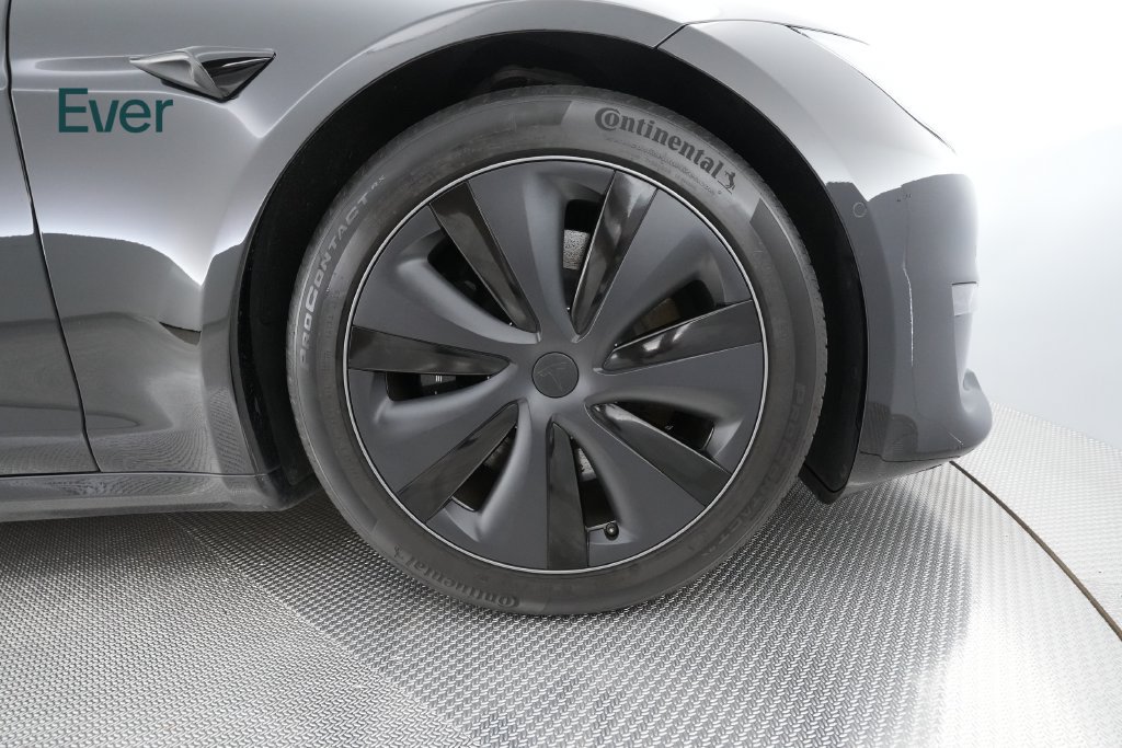 Used 2023 Tesla Model S Standard Range AWD/4WD image 20