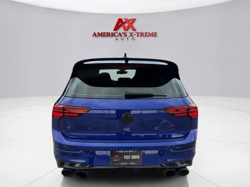 Used 2022 Volkswagen Golf R AWD/4WD image 5