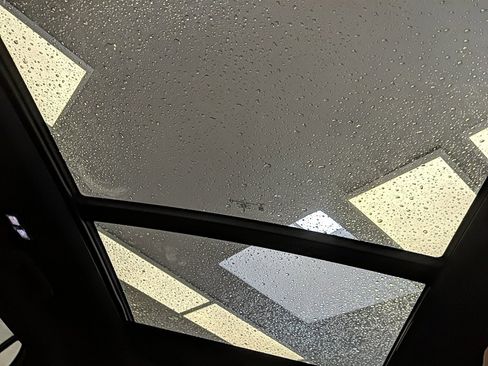 Used 2022 Lincoln Aviator Grand Touring image 26