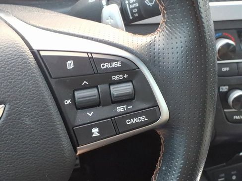 Used 2018 Genesis G80 3.3T Sport image 14