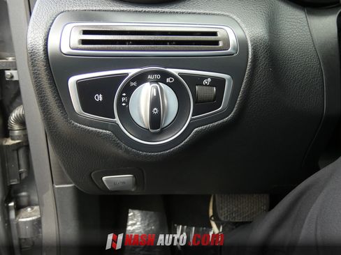 Used 2019 Mercedes-Benz C 300 Sedan image 62