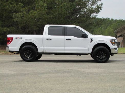 Used 2023 Ford F150 XLT w/ Equipment Group 301A Mid image 5