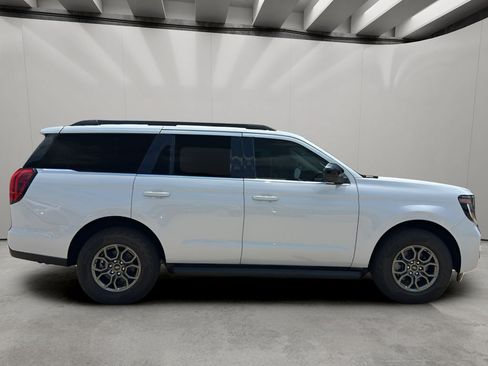 New 2025 Ford Expedition Active AWD/4WD image 6