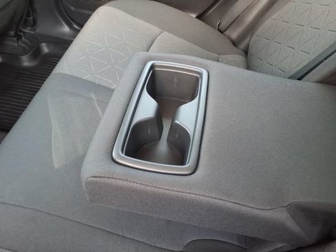 Used 2022 Toyota RAV4 XLE FWD image 8