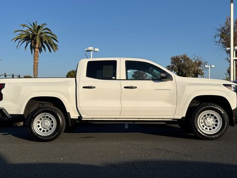 Used 2026 Chevrolet Colorado W/T w/ WT Convenience Package II image 4