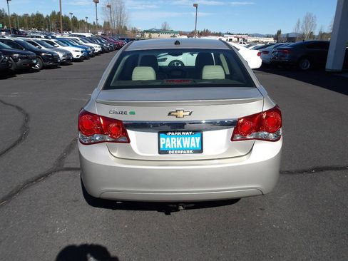 Used 2014 Chevrolet Cruze Diesel image 4