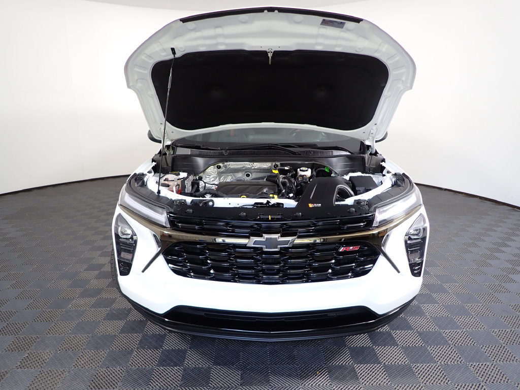 Used 2026 Chevrolet Trax RS w/ Driver Confidence Package FWD image 38