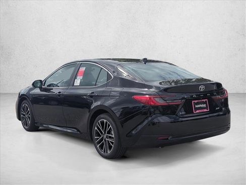 New 2026 Toyota Camry XLE image 7