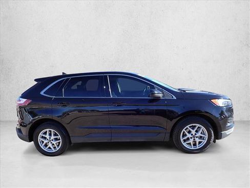 Used 2022 Ford Edge SEL image 4