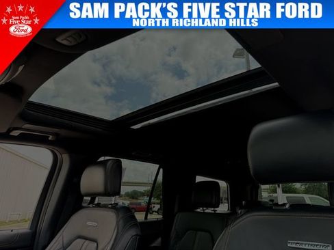 Used 2023 Ford Expedition Platinum RWD image 25