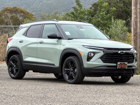 New 2026 Chevrolet TrailBlazer LT w/ Convenience Package FWD image 2