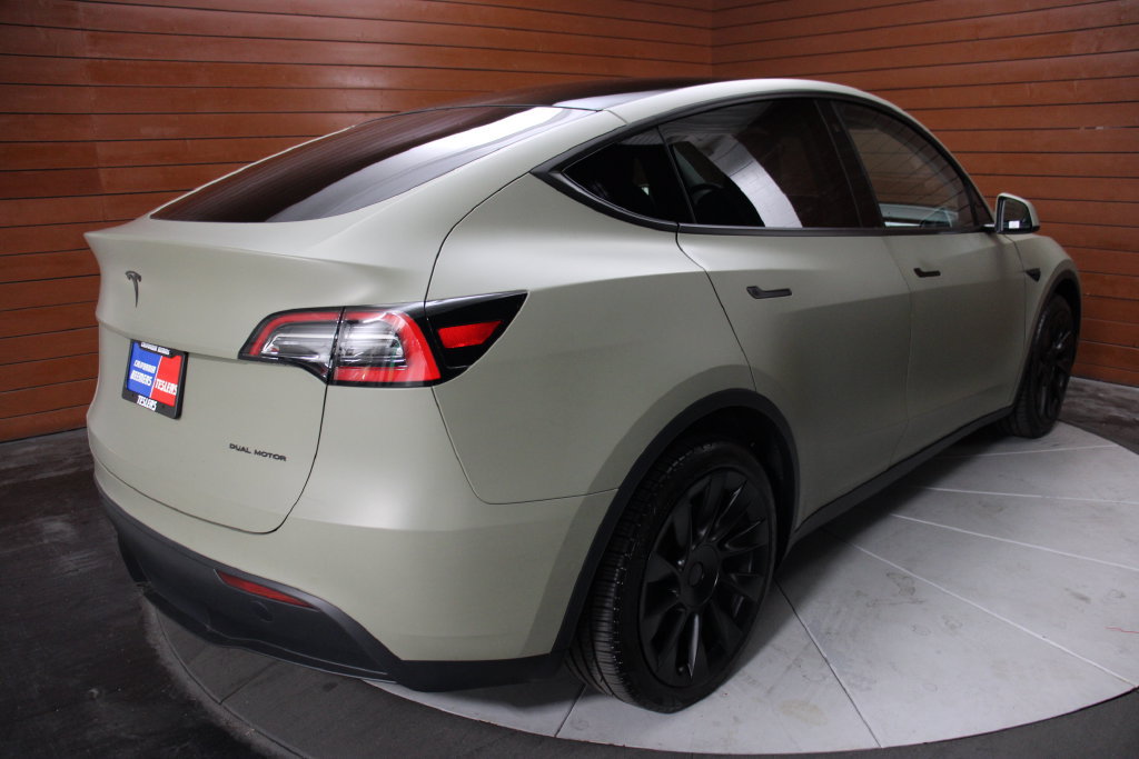 Used 2020 Tesla Model Y Long Range AWD/4WD image 24