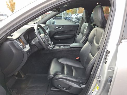 Used 2019 Volvo XC60 T5 Inscription w/ Protection Package Premier image 13