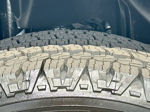 Used 2024 Jeep Wrangler Unlimited Sport AWD/4WD image 33