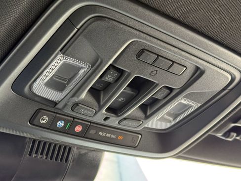 Used 2025 Chevrolet Silverado 1500 High Country image 29