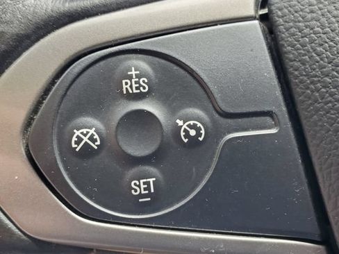 Used 2018 Chevrolet Colorado Z71 AWD/4WD image 23