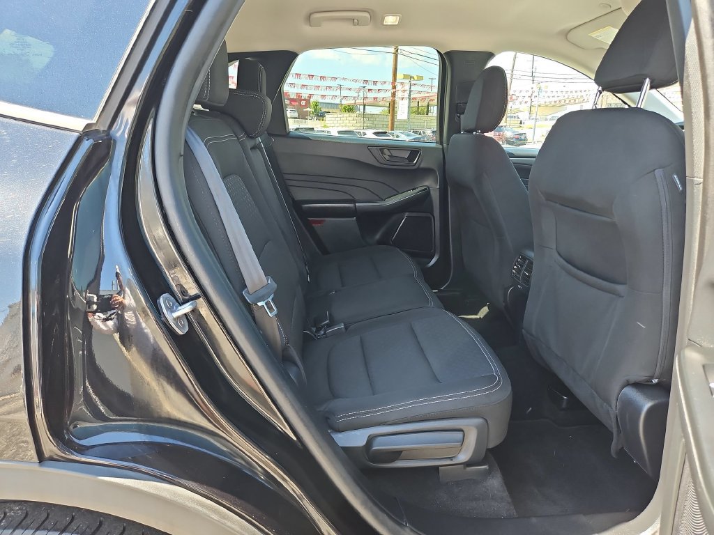 Used 2025 Ford Escape Active AWD/4WD image 28