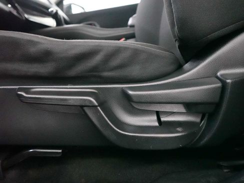 Used 2017 Honda HR-V EX image 14