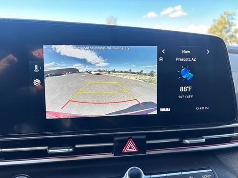 Certified 2024 Hyundai Elantra SEL FWD image 24