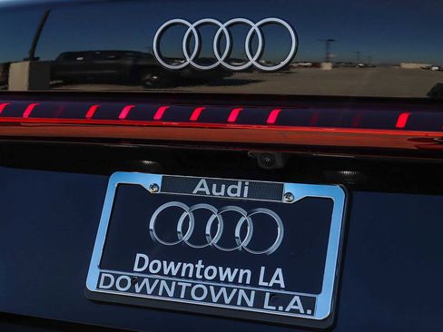 Used 2025 Audi A5 2.0T Premium image 11