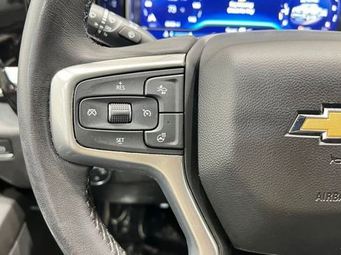 Used 2022 Chevrolet Silverado 1500 LT AWD/4WD image 24