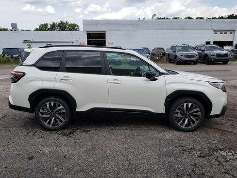New 2026 Subaru Forester Touring AWD/4WD image 2
