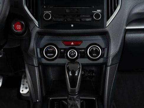 Used 2018 Subaru Impreza 2.0i Limited image 38