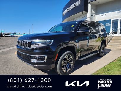 Used 2022 Jeep Wagoneer Series III w/ Rear Seat Video Group 1