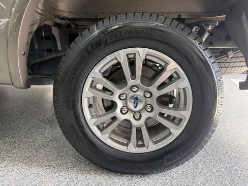Used 2020 Ford F150 Lariat RWD image 27
