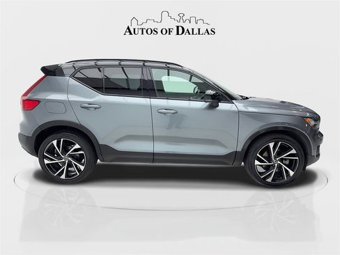 Used 2019 Volvo XC40 T5 R-Design image 7