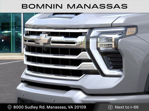 New 2026 Chevrolet Silverado 2500 High Country w/ High Country Premium Package AWD/4WD image 13