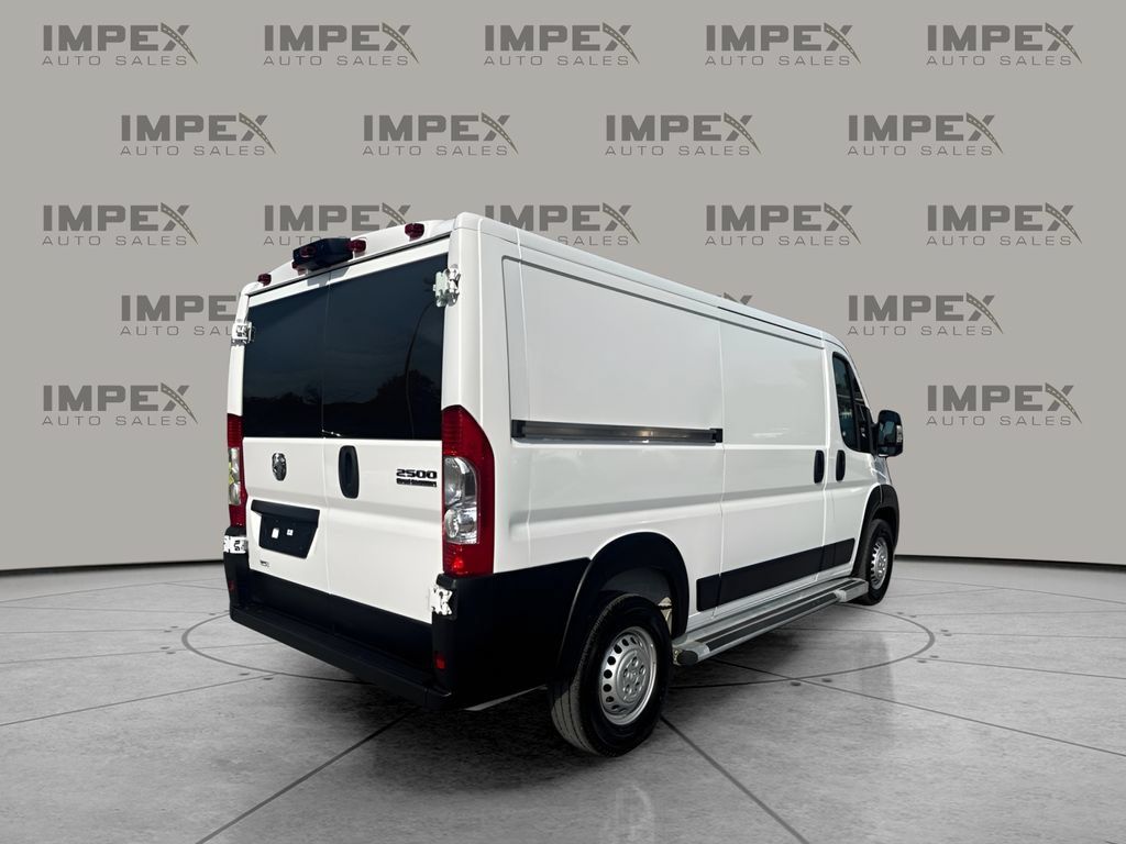 Used 2025 RAM ProMaster 2500 w/ U-Haul Equipment Group FWD image 5