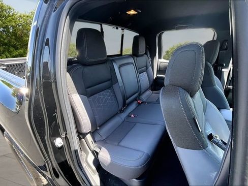 New 2026 Nissan Frontier SV w/ SV Convenience Package RWD image 8