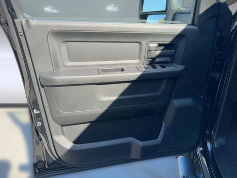 New 2025 RAM 2500 Tradesman image 28