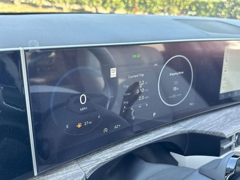 New 2025 Hyundai Santa Fe Limited image 40