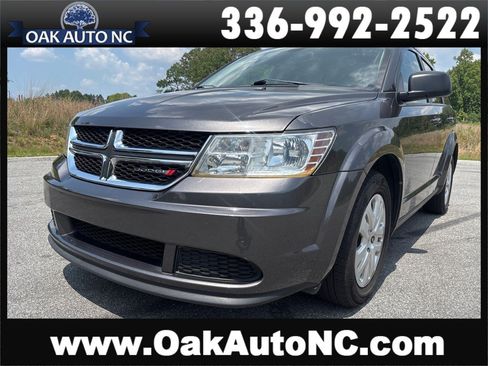 Used 2018 Dodge Journey SE w/ Connectivity Group FWD image 1