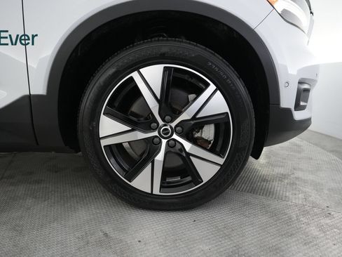 Used 2022 Volvo XC40 P8 Recharge Plus AWD/4WD image 20